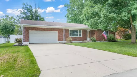 1204 Donald Dr, Greenville, OH 45331
