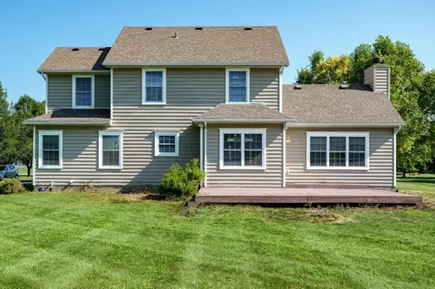 Exterior - 3025 Aubree Ln, Springfield, OH 45502 photo 9 of 13