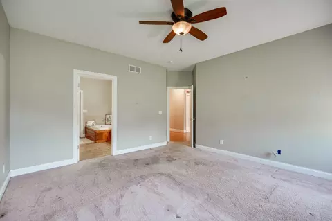 Bedroom - 3025 Aubree Ln, Springfield, OH 45502 photo 2 of 8
