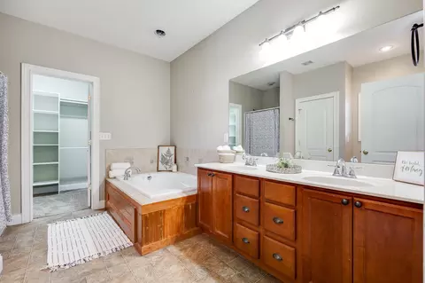Other - 3025 Aubree Ln, Springfield, OH 45502 photo 2 of 14