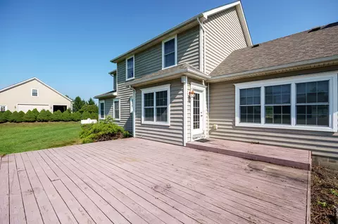 Exterior - 3025 Aubree Ln, Springfield, OH 45502 photo 10 of 13