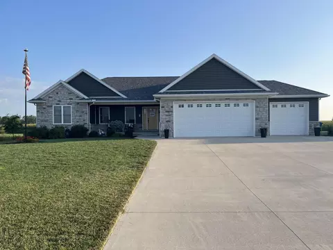 110 Timber Trl, Anna, OH 45302