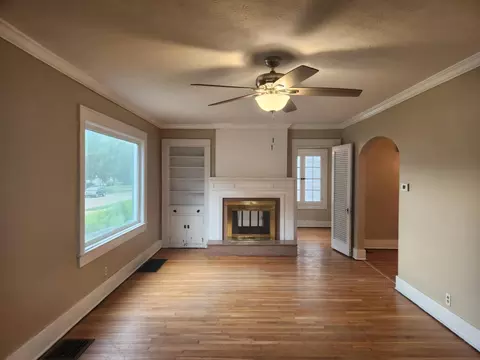 Living - 747 Chestnut Ave, Sidney, OH 45365 photo 6 of 6