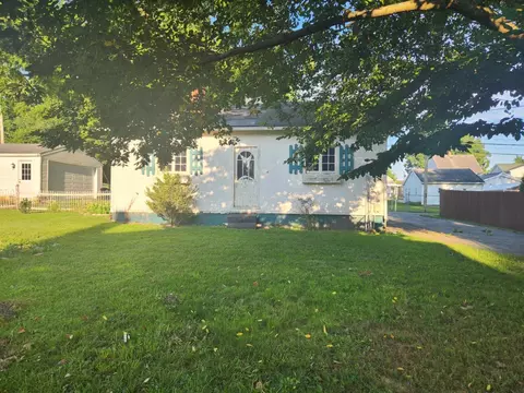 Exterior - 747 Chestnut Ave, Sidney, OH 45365 photo 7 of 8