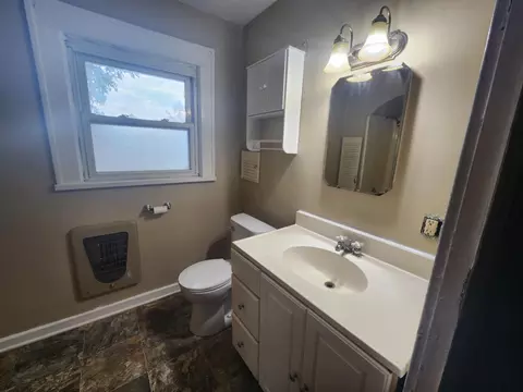 Bath - 747 Chestnut Ave, Sidney, OH 45365 photo 1 of 1