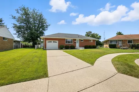 1109 Student Ave, Springfield, OH 45503