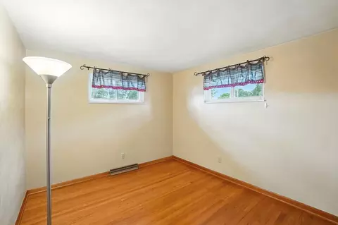 Bedroom - 1109 Student Ave, Springfield, OH 45503 photo 3 of 6