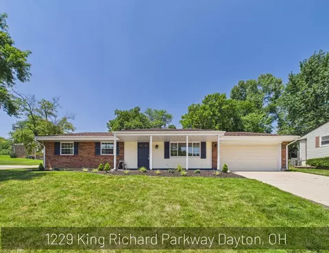 1229 King Richard Pkwy, Dayton, OH 45449