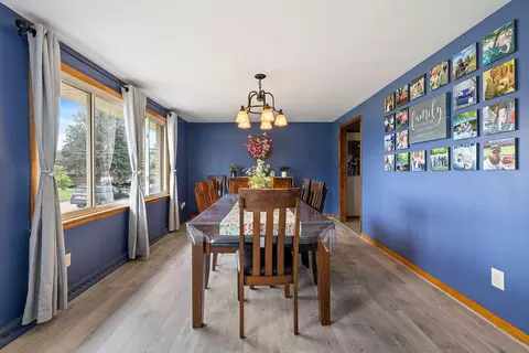 Dining - 4825 Chippendale Dr, Springfield, OH 45503 photo 4 of 4