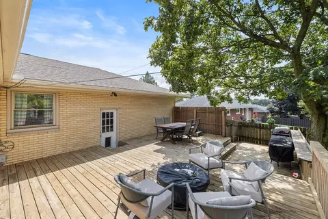 Exterior - 4825 Chippendale Dr, Springfield, OH 45503 photo 1 of 9