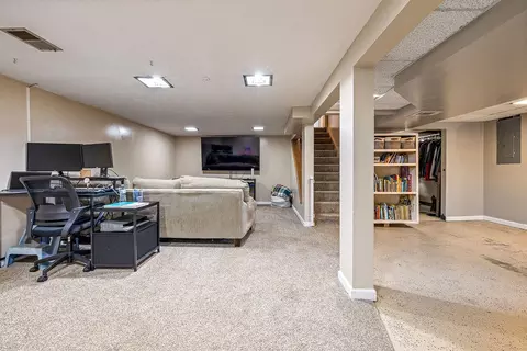 Other - 4825 Chippendale Dr, Springfield, OH 45503 photo 3 of 9