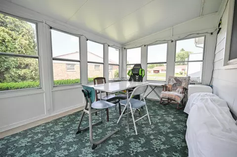 Exterior - 2677 Carousel Dr, Springfield, OH 45503 photo 3 of 13