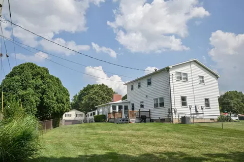 Exterior - 2677 Carousel Dr, Springfield, OH 45503 photo 13 of 13