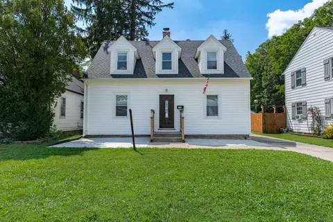 231 W Parkwood Ave, Springfield, OH 45506