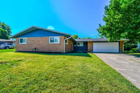 1036 Peidmont Dr, Fairborn, OH 45324