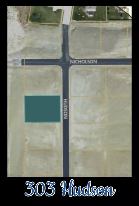 303 Hudson Dr, Jackson Center, OH 45334