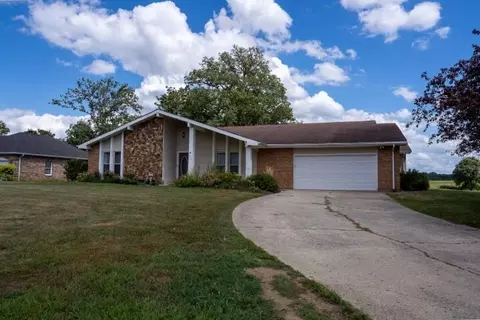 116 Meadowbrook Ln, Saint Marys, OH 45885