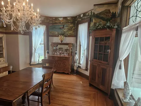 Dining - 680 N Main St, Celina, OH 45822 photo 5 of 9