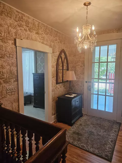 Entry Way - 680 N Main St, Celina, OH 45822 photo 4 of 7