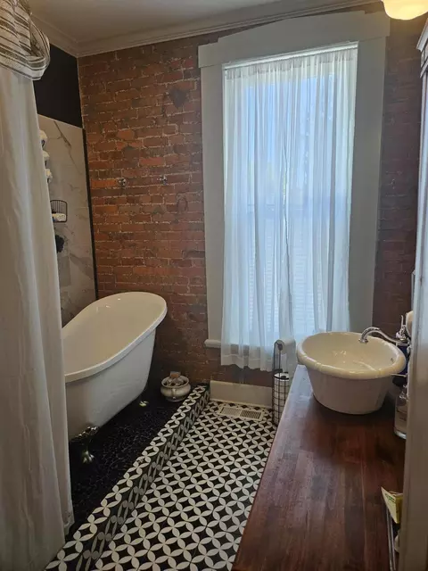 Bath - 680 N Main St, Celina, OH 45822 photo 2 of 2