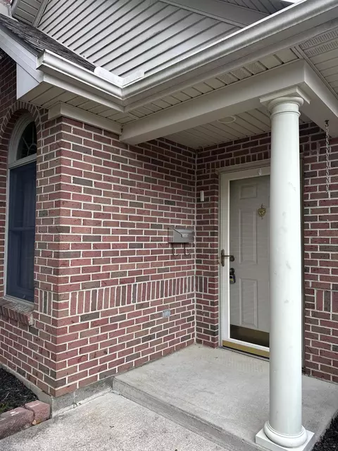 814 Brendle Trce, Springfield, OH 45503 photo 2