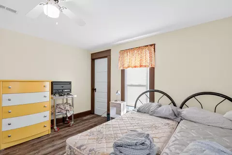 Bedroom - 522 S Miami Ave, Sidney, OH 45365 photo 5 of 6
