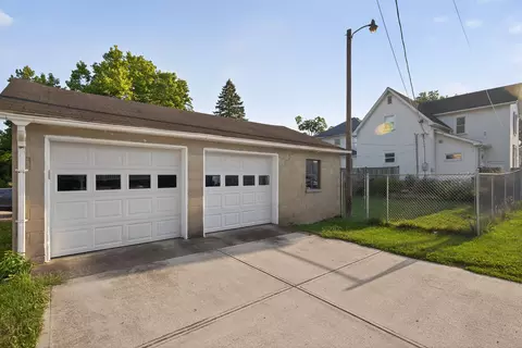 Exterior - 522 S Miami Ave, Sidney, OH 45365 photo 6 of 9