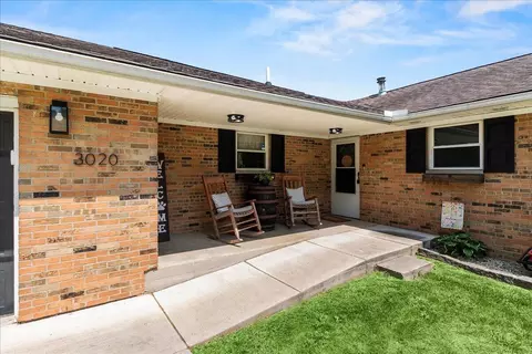 Exterior - 3020 Hillside Ave, Springfield, OH 45503 photo 3 of 11