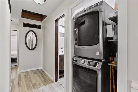 Entry Way - 3020 Hillside Ave, Springfield, OH 45503 photo 2 of 2
