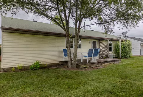 Exterior - 2922 Derr Rd, Springfield, OH 45503 photo 1 of 3
