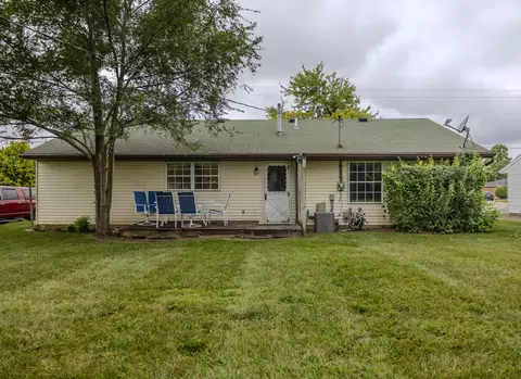 Exterior - 2922 Derr Rd, Springfield, OH 45503 photo 2 of 3