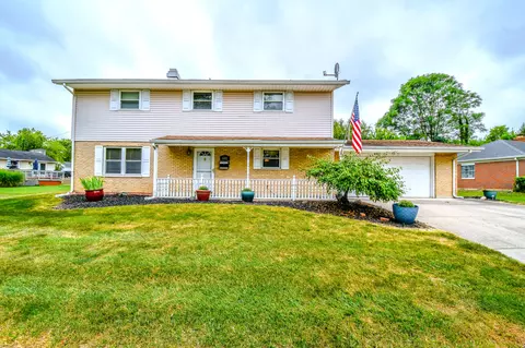 6811 Kinsey Rd, Englewood, OH 45322
