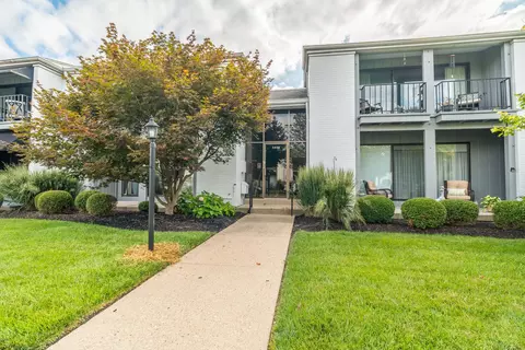 5416 Landau Dr #7, Kettering, OH 45429