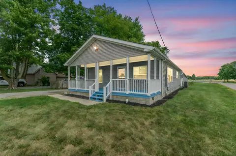 689 S Main St, West Mansfield, OH 43358