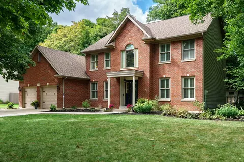 2340 Cara Dr, Troy, OH 45373