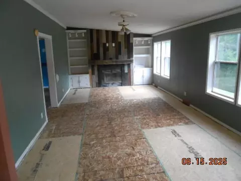 Living - 15418 State Hwy 37, Forest, OH 45843 photo 3 of 6