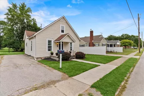 325 Washington Ave, Bellefontaine, OH 43311