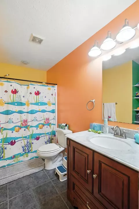Bath - 4041 Selma Pike, Springfield, OH 45502 photo 11 of 14