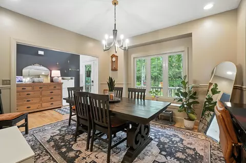 Dining - 4041 Selma Pike, Springfield, OH 45502 photo 2 of 4