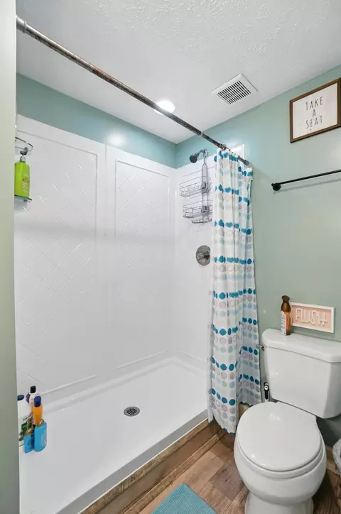Bath - 4041 Selma Pike, Springfield, OH 45502 photo 14 of 14