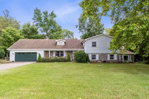 9937 Sheryl Rd, New Carlisle, OH 45344