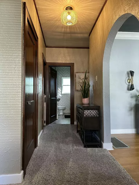 Entry Way - 830 Chestnut Ave, Sidney, OH 45365 photo 5 of 5