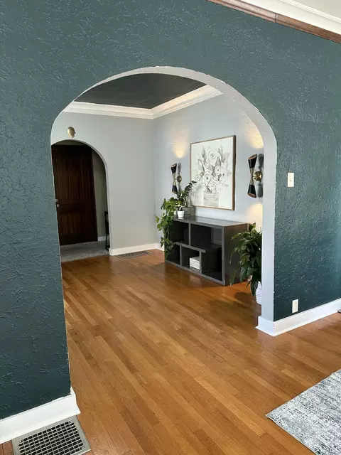 Entry Way - 830 Chestnut Ave, Sidney, OH 45365 photo 1 of 5