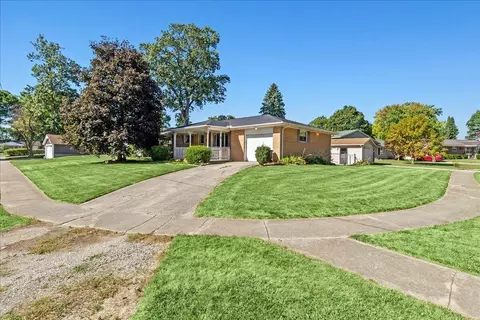 1200 Erie St, Bellefontaine, OH 43311