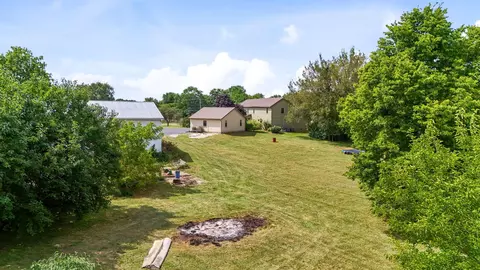 Exterior - 3888 Folk Ream Rd, Springfield, OH 45502 photo 12 of 30
