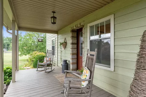 Exterior - 3888 Folk Ream Rd, Springfield, OH 45502 photo 10 of 30