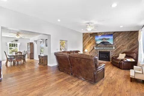 Living - 3888 Folk Ream Rd, Springfield, OH 45502 photo 1 of 3