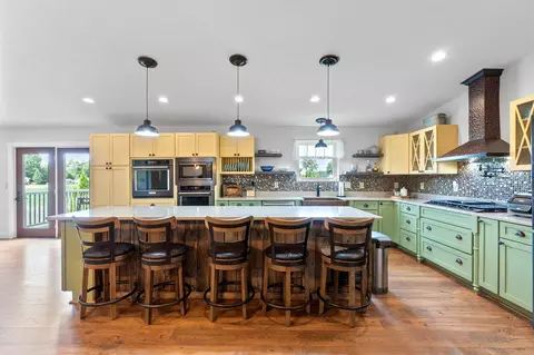 Kitchen - 3888 Folk Ream Rd, Springfield, OH 45502 photo 3 of 6