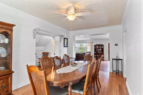 Dining - 3888 Folk Ream Rd, Springfield, OH 45502 photo 2 of 5