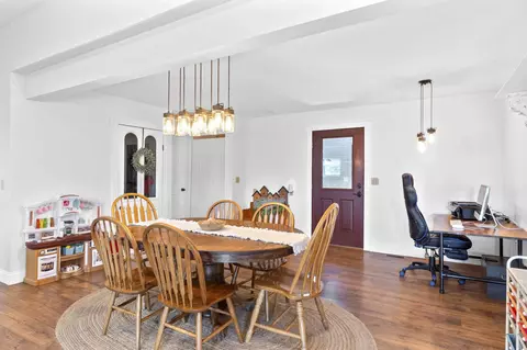 Dining - 3888 Folk Ream Rd, Springfield, OH 45502 photo 4 of 5